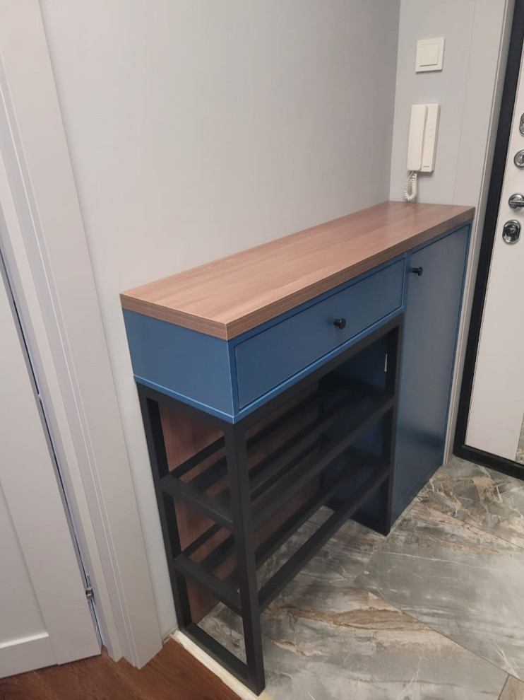 Тумбы и комоды