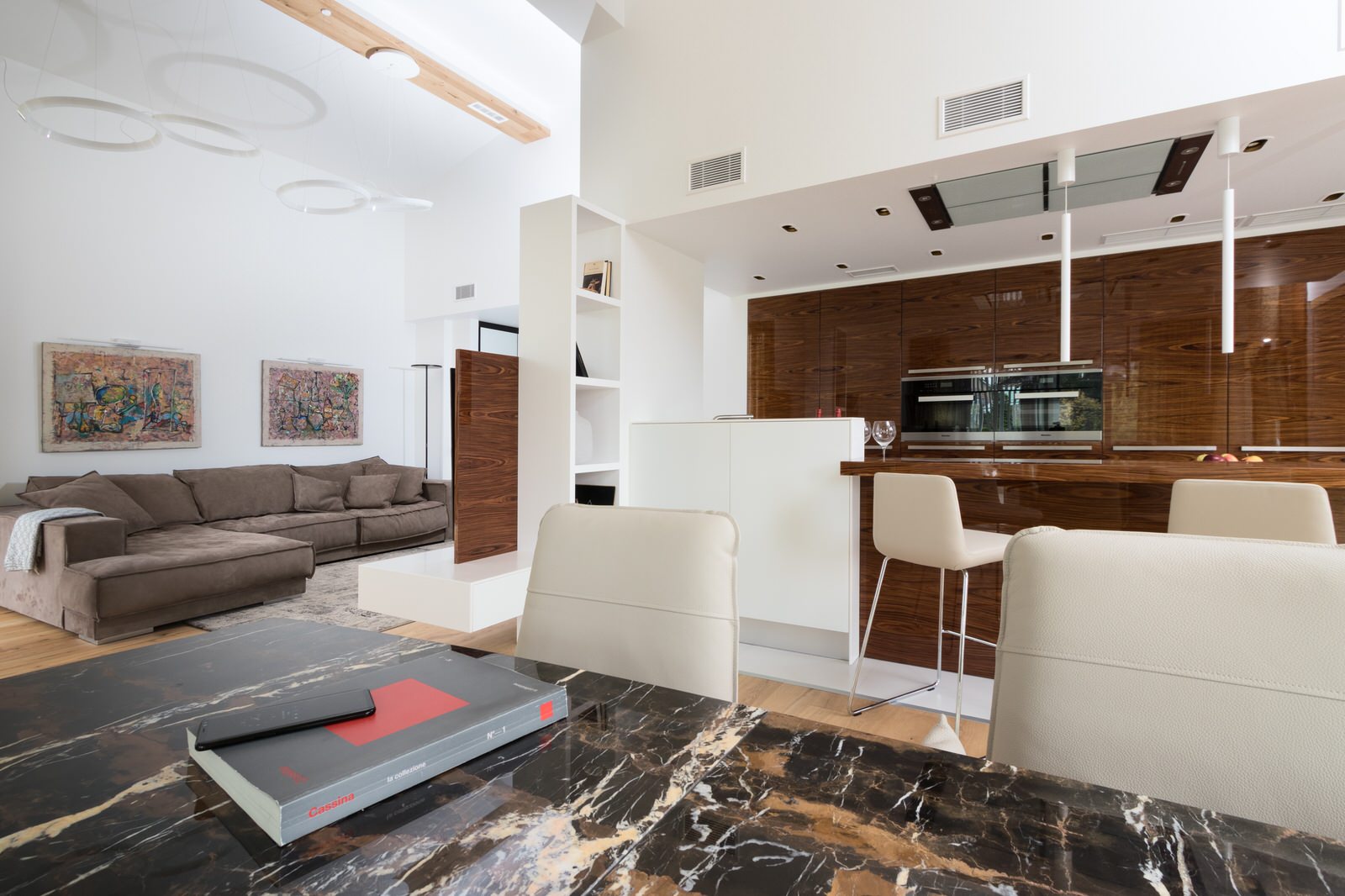 Дом у озера