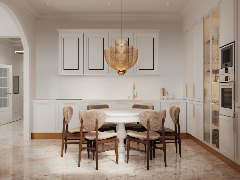 Дом с арочными окнами