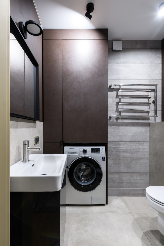 Квартира 100м2, общая кухня столовая и 2-е детские