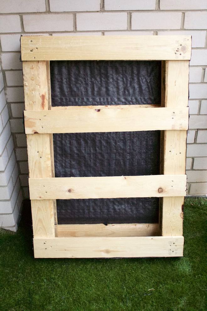 Своими руками: Как сделать стеллаж для рассады