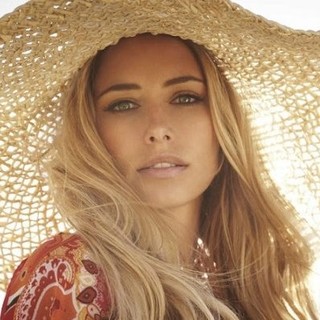 Анхелика Риккер