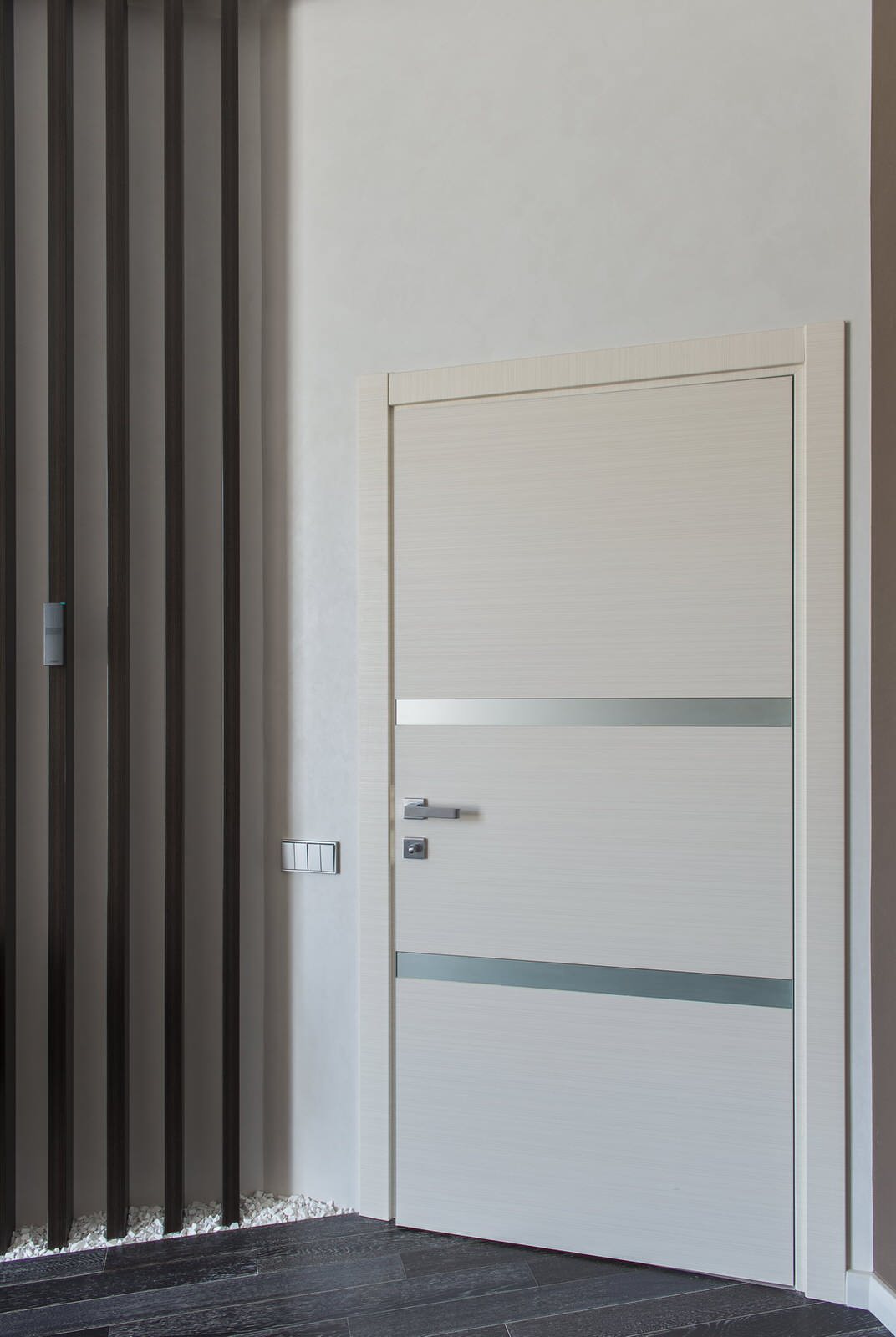 Частная квартира для него