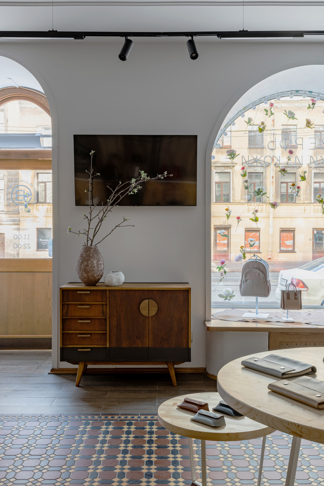 Магазин компании ВЕРФЬ, СПБ