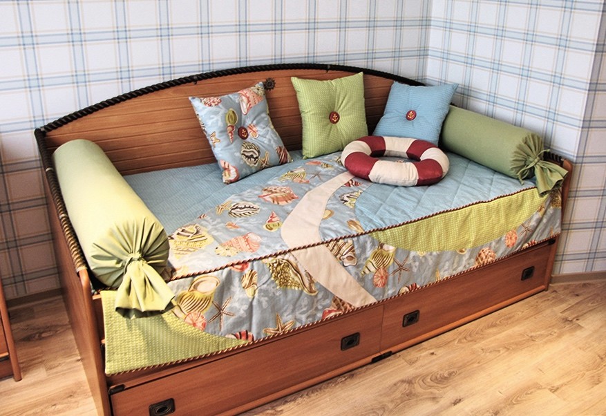 Покрывала и декоративные подушки