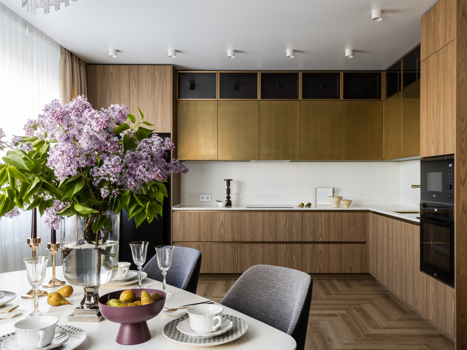 Современная кухня с нотками ретро от Iilimur design