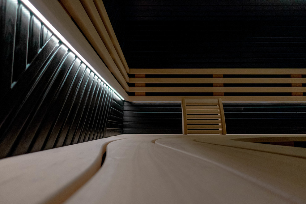 Космическая баня на дровах