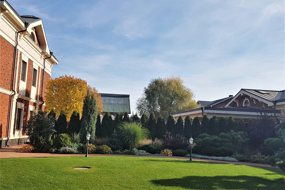 Сад с аурой.Осенние краски.