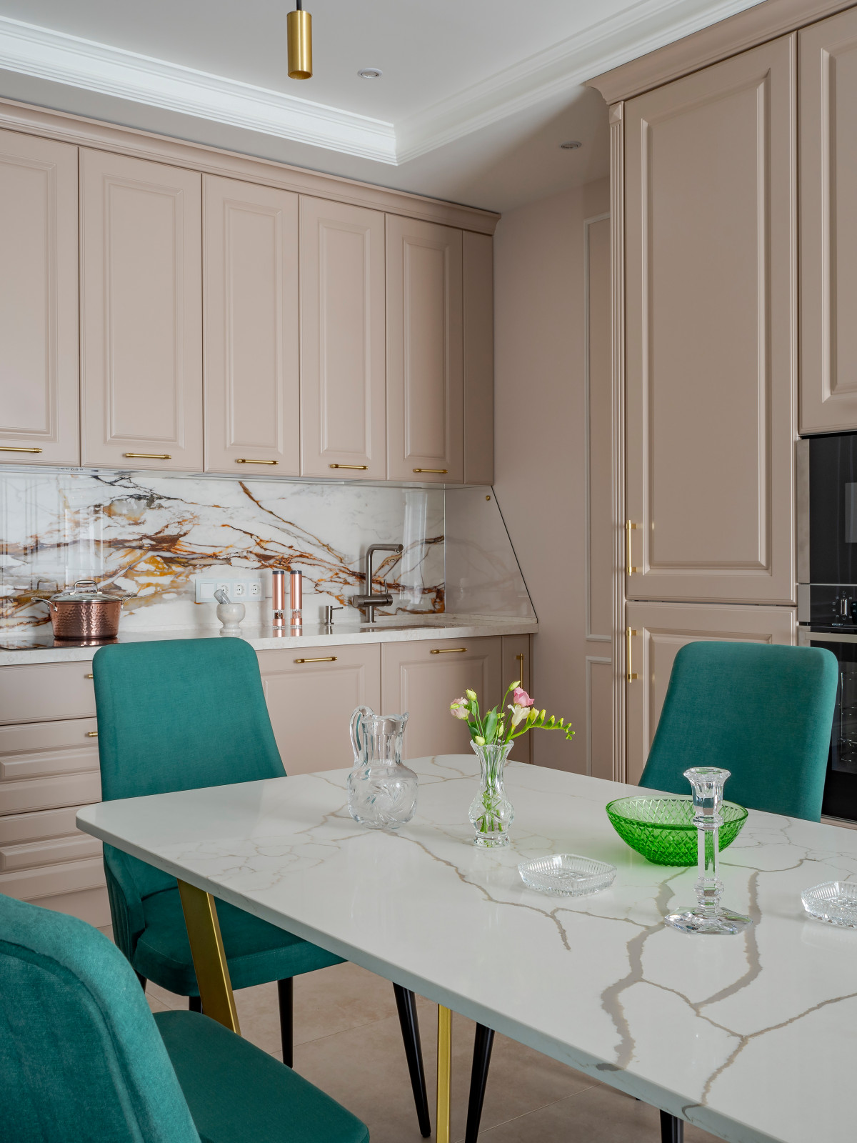 Уютная неоклассика в ЖК «Симфония Нижнего»