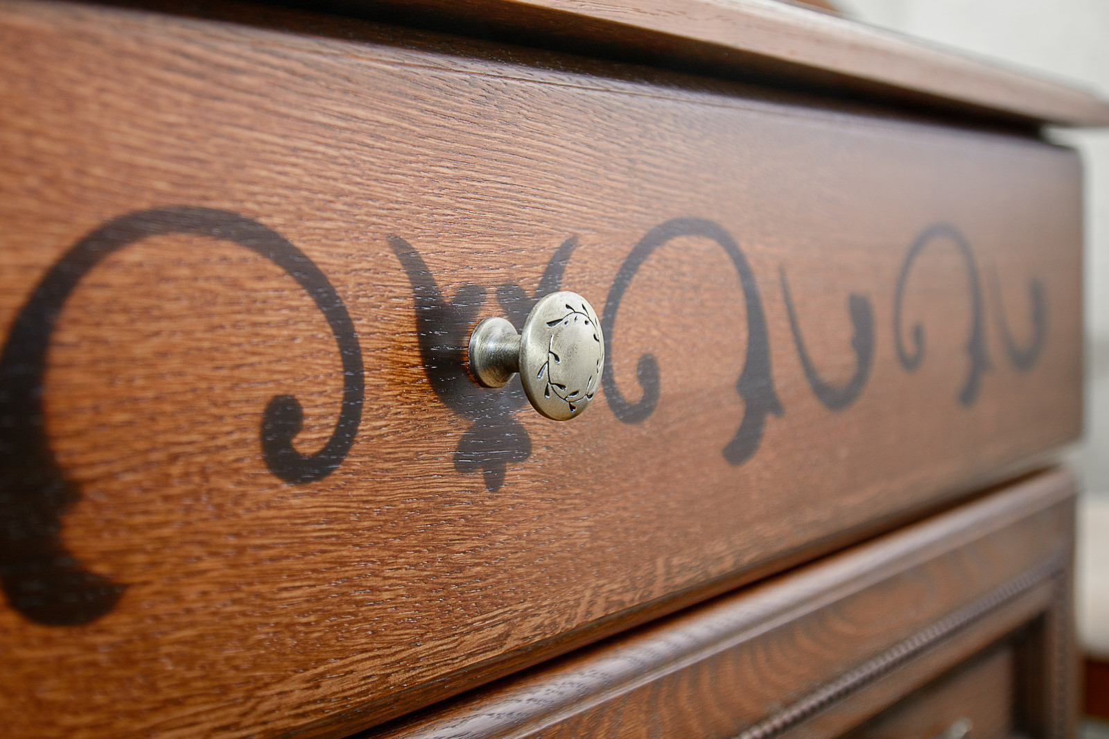 Лидер Массив