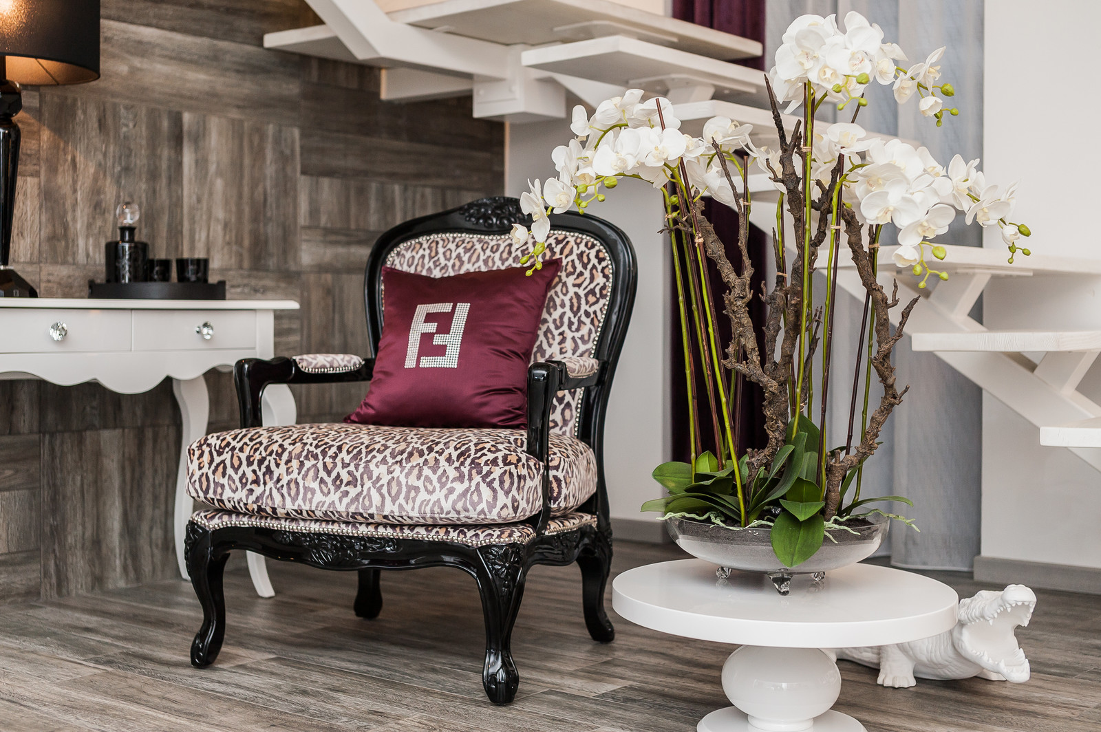 Дом с лошадиным бюстом