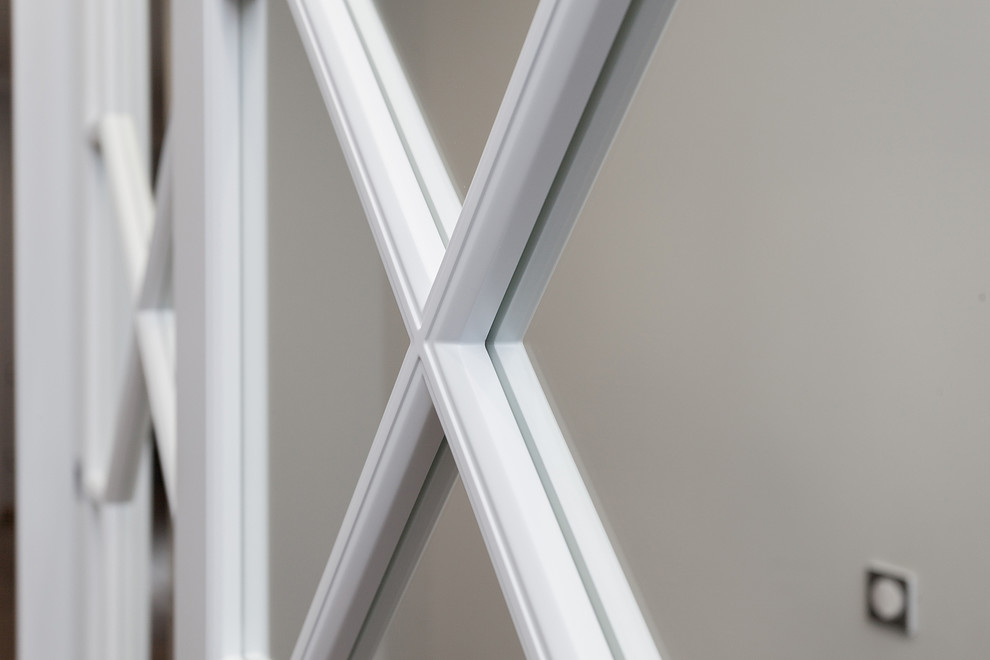 Мебель для прихожей в современном классическом стиле