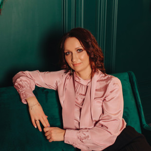 Мария Комарова