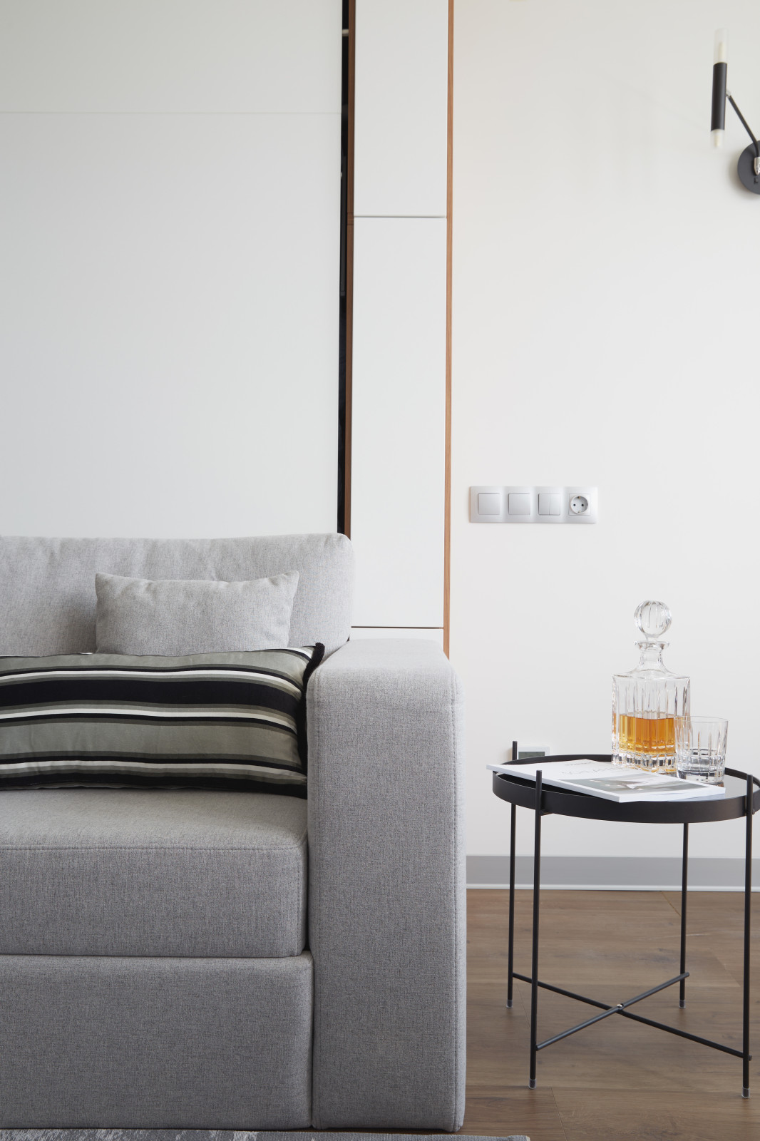 Апартаменты с трансформируемой мебелью и мужским характером.