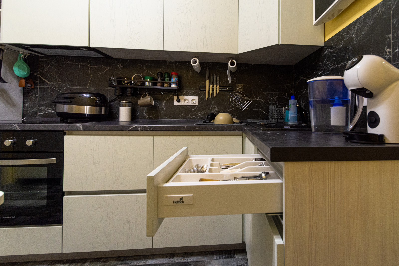 Кухня в современном стиле