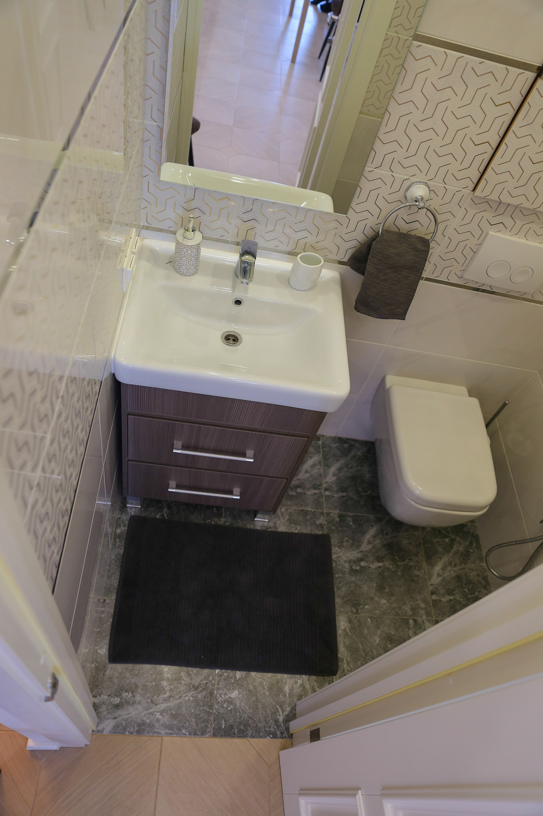 Современная квартира в мягких цветах