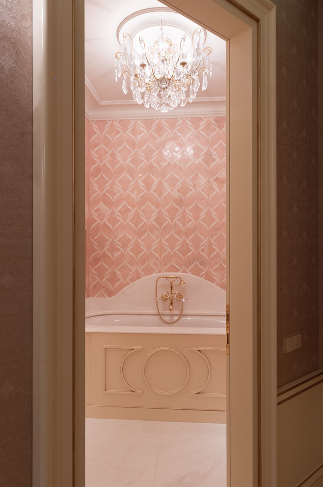 Дворцовая классика в городской квартире