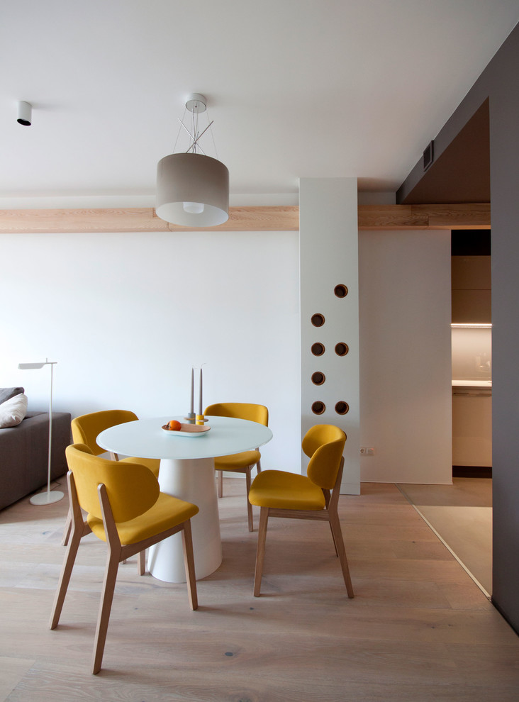 Houzz Латвия: Командировочная квартира на речном побережье