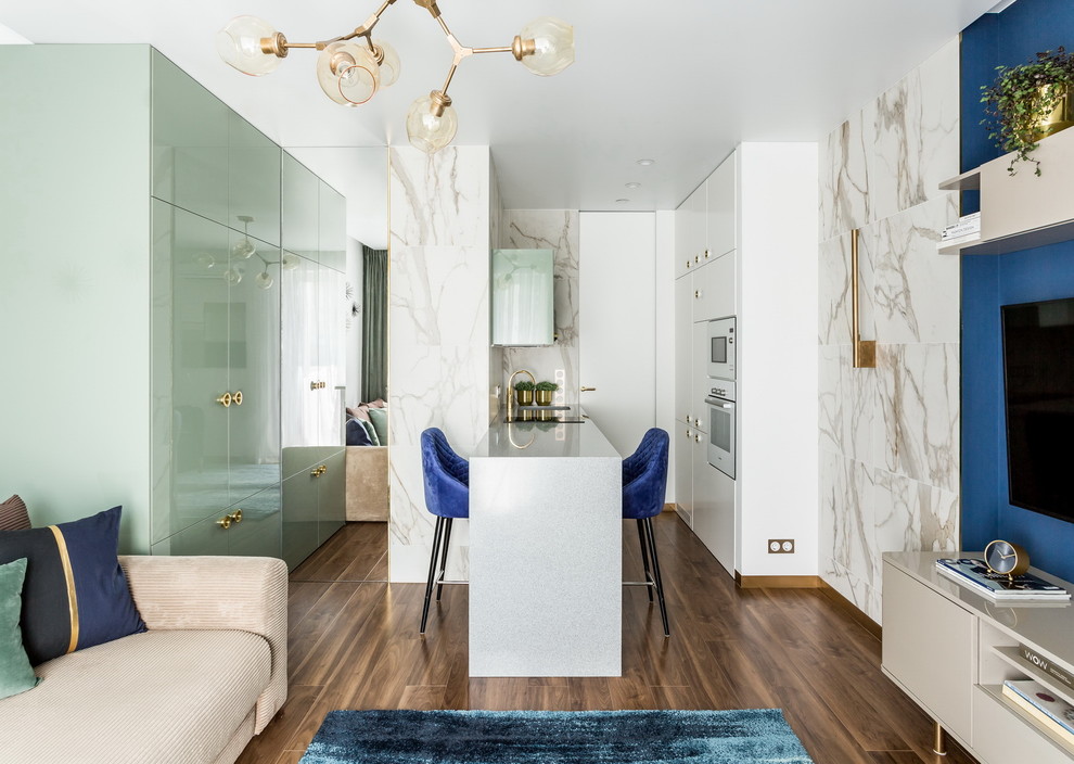 Houzz тур: Крошечная студия по мотивам картин Тео ван Дусбурга