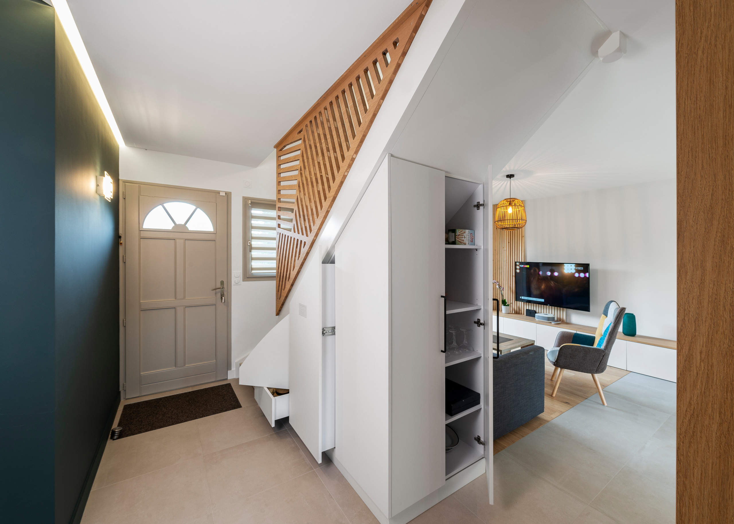 Ящики, где их не ждешь: 13 лайфхаков для скрытого хранения