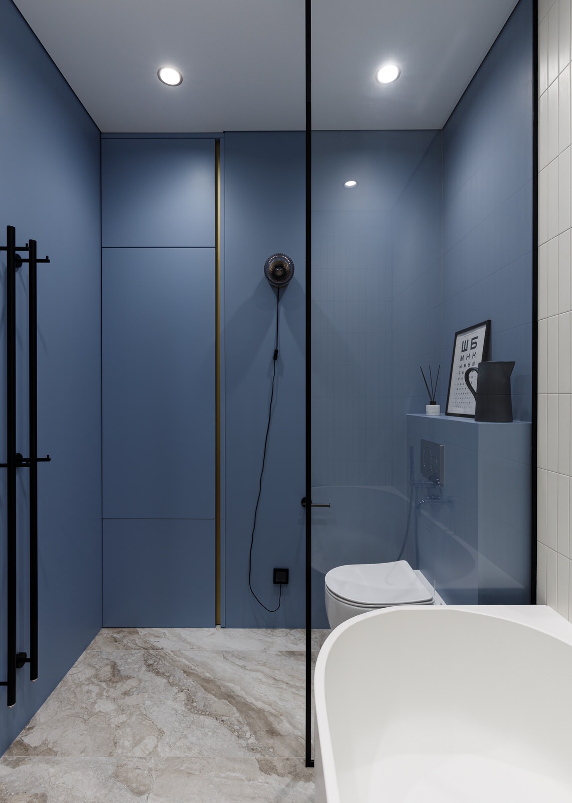 Квартира с панорамными окнами для семьи врачей