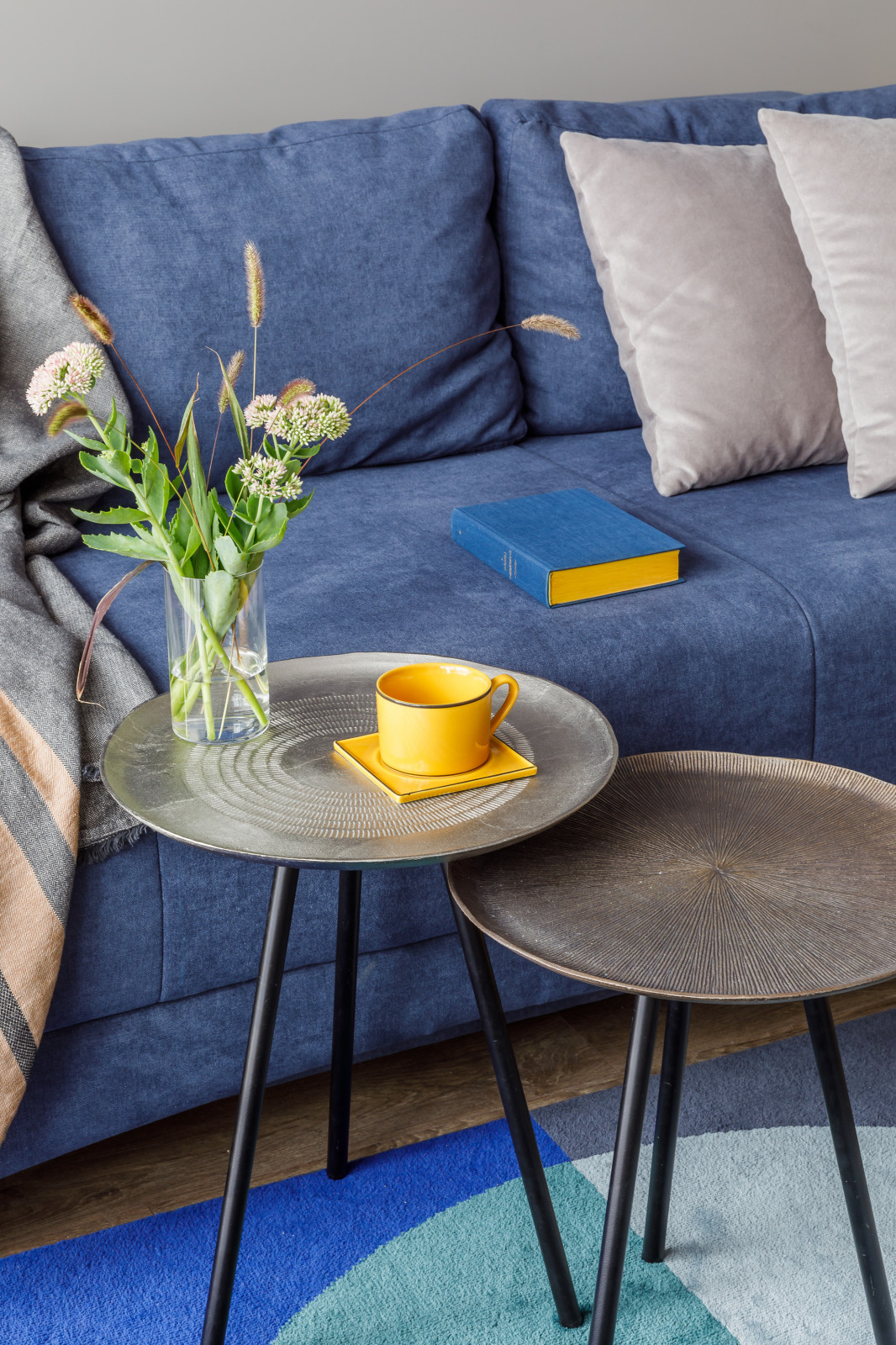 Светлая квартира с яркими акцентами 51 м²