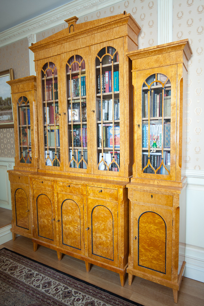 Обложка проекта: Bespoke karelian birch Russian Empire bookcase