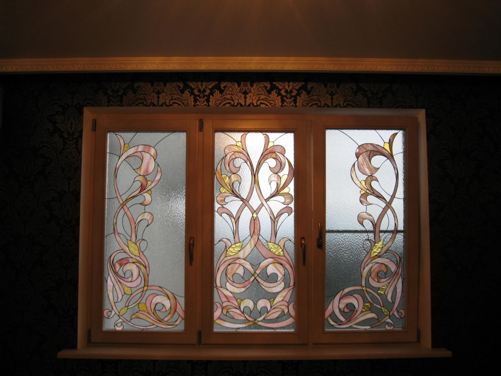 Обложка проекта: Окно с витражом