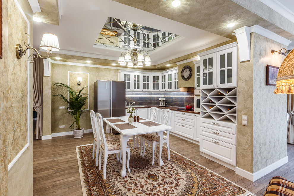 двух комнатная кв с нотками английского стиля. Фото