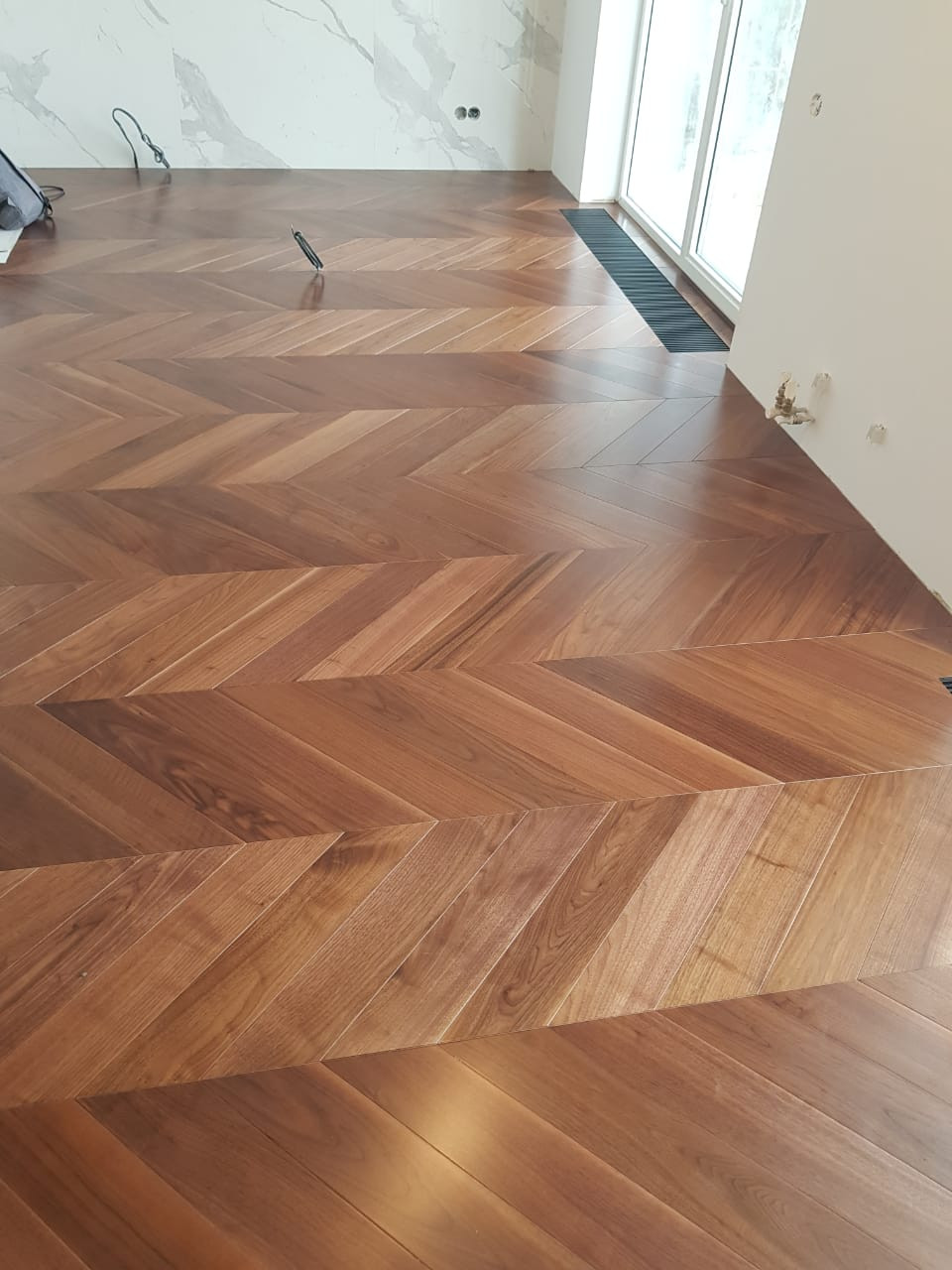 Обложка проекта: Инженерная доска орех американский французская елка