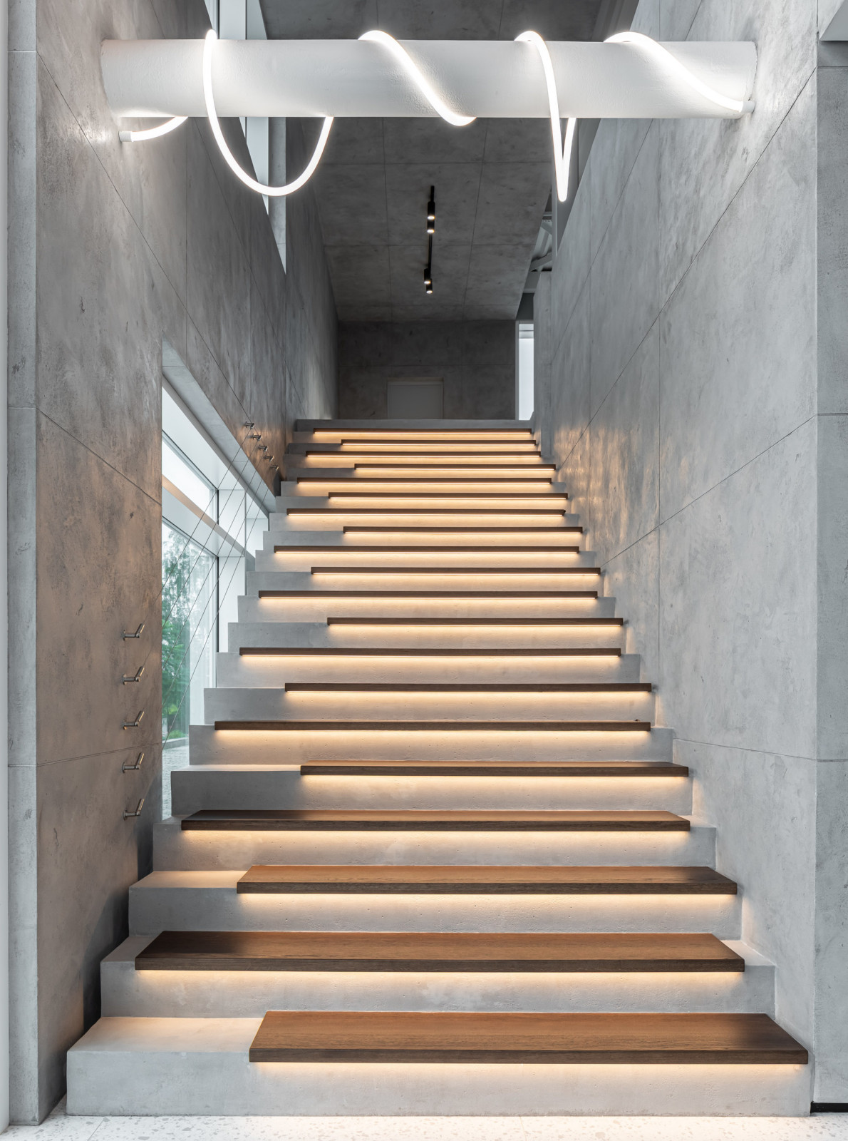 VYSHYTO HOUSE INTERIOR PART GREY