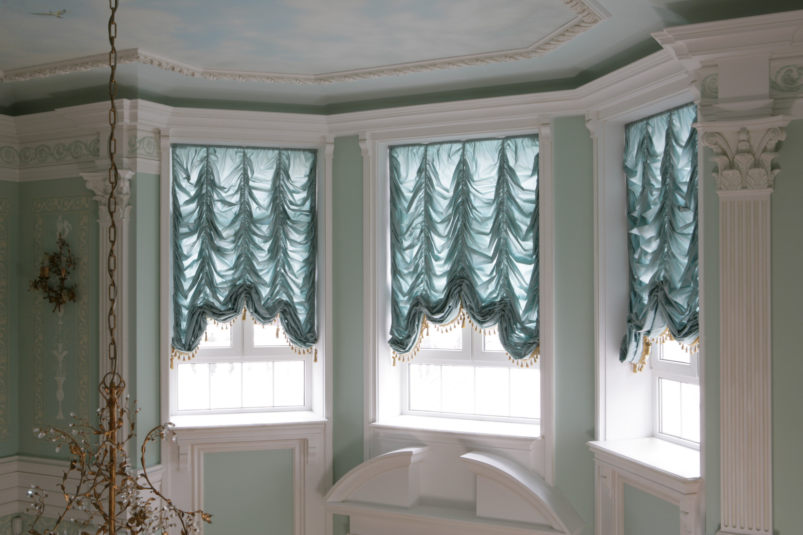 Партьеры и тюль