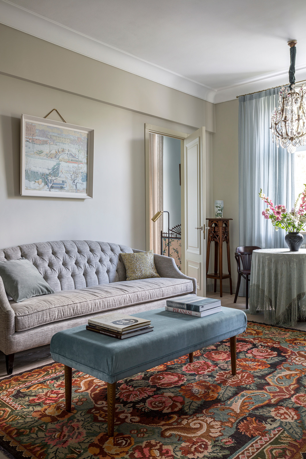 Квартира 80 м2 в старинном доме в центре Москвы