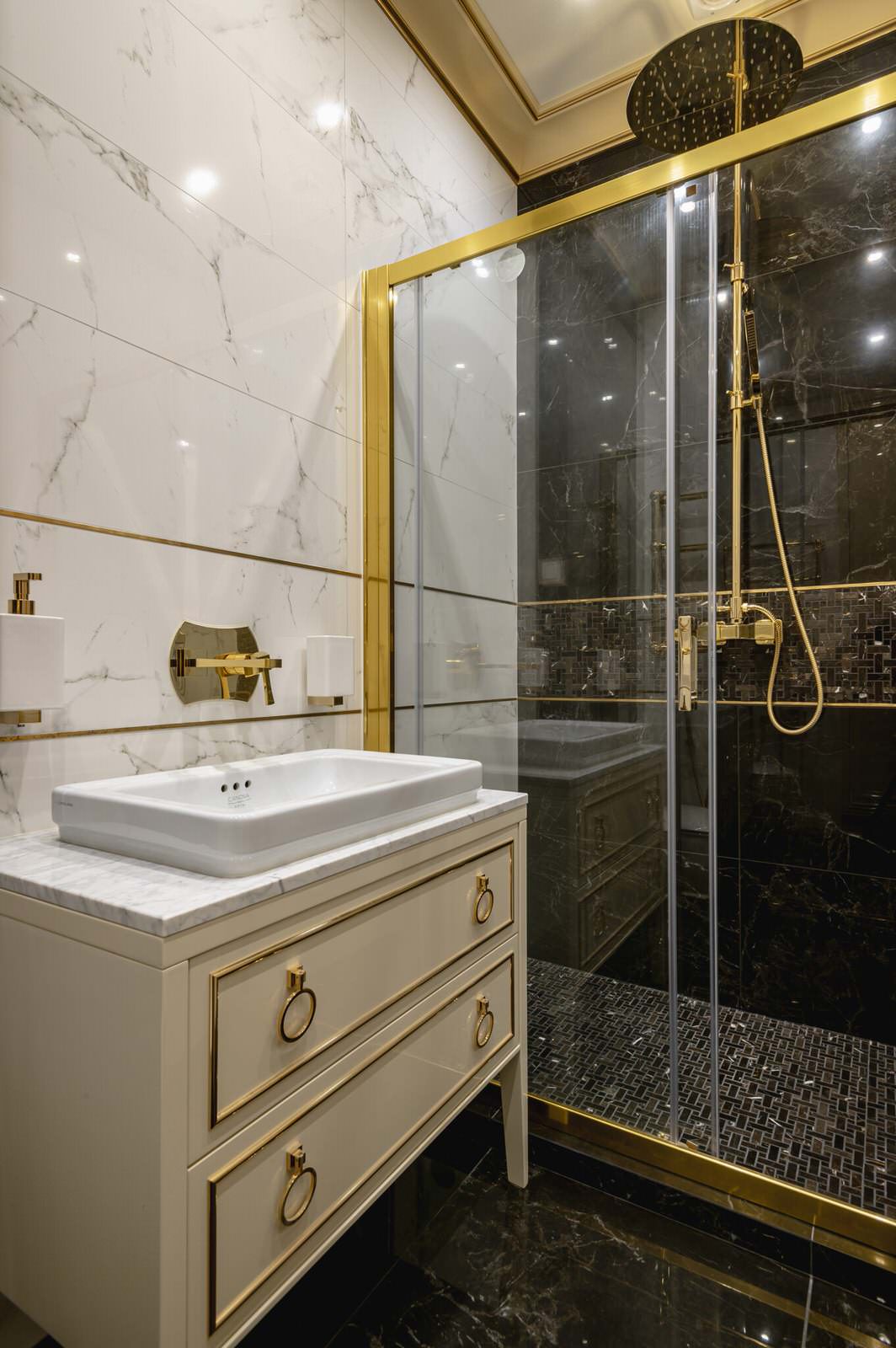 ЖК ЗАЗЕРКАЛЬЕ 407