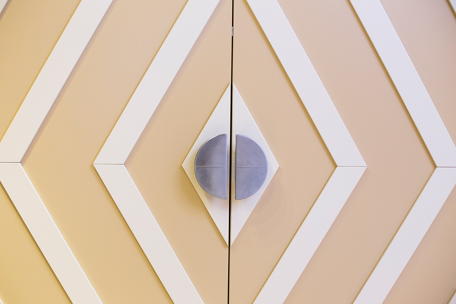 Царица Лесных Озер