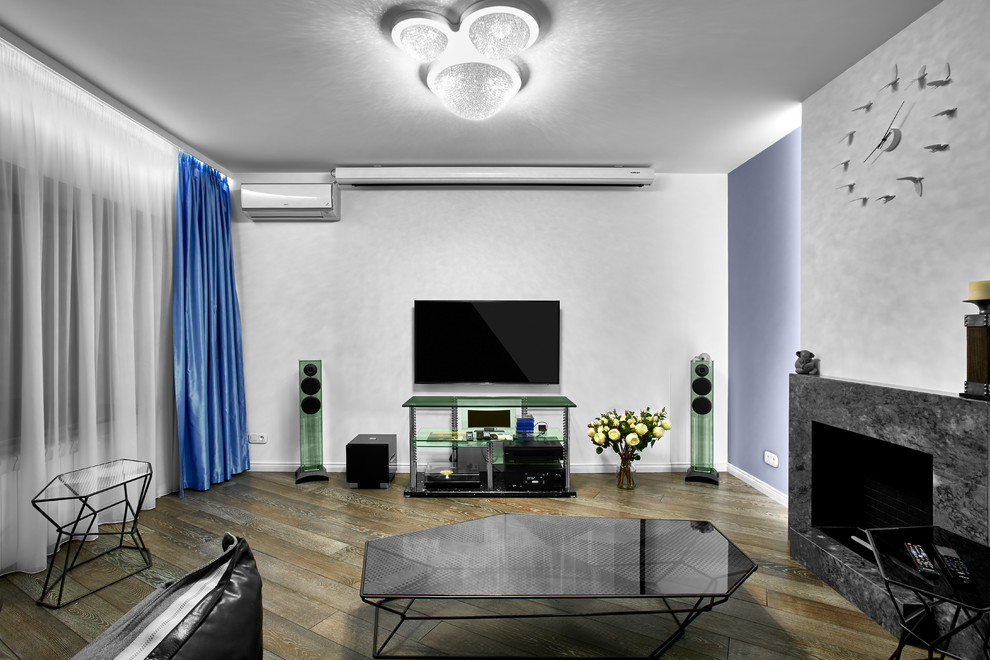 Кинотеатр с камином