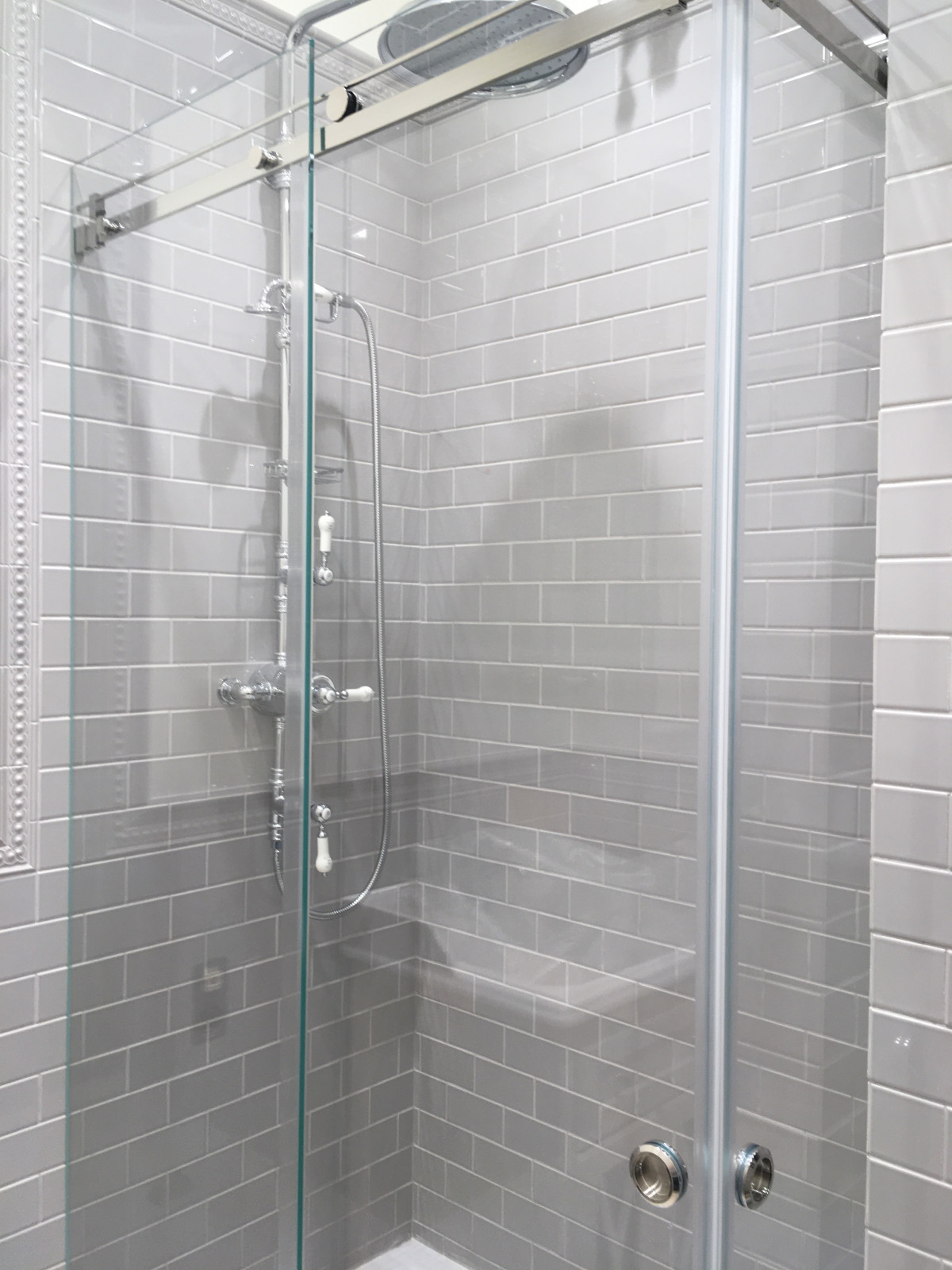 Душевая кабина в квартире