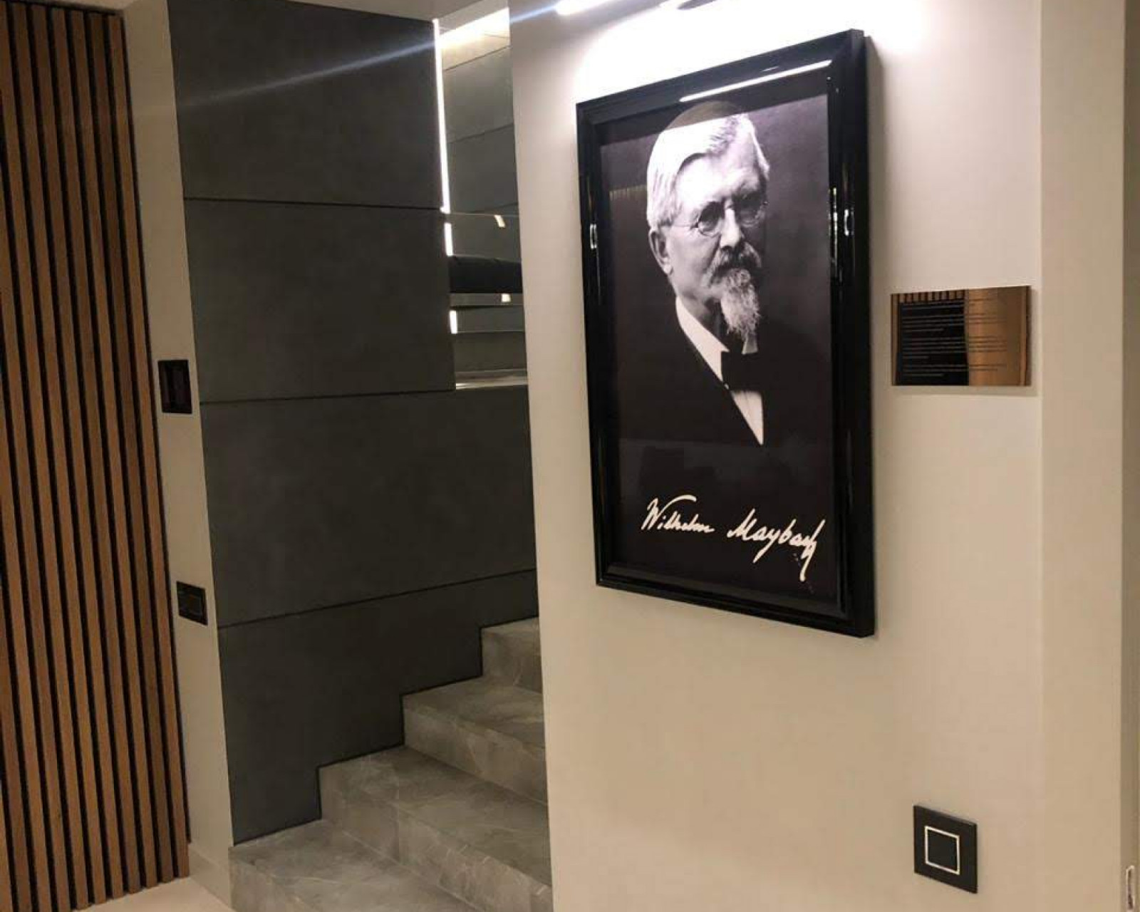 Мебель с использованием стекла