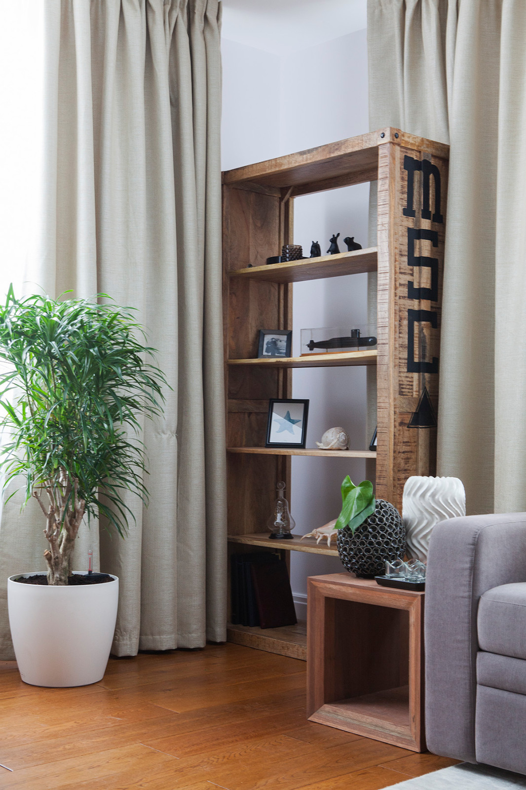 Обложка проекта: Между морем и землёй