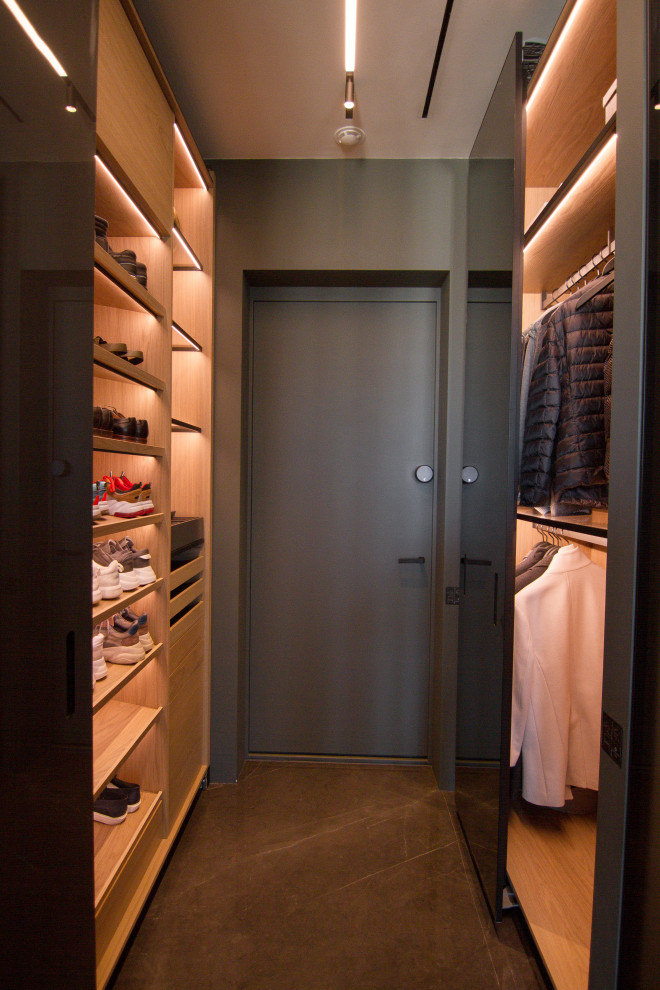 Функциональный шкаф в прихожую