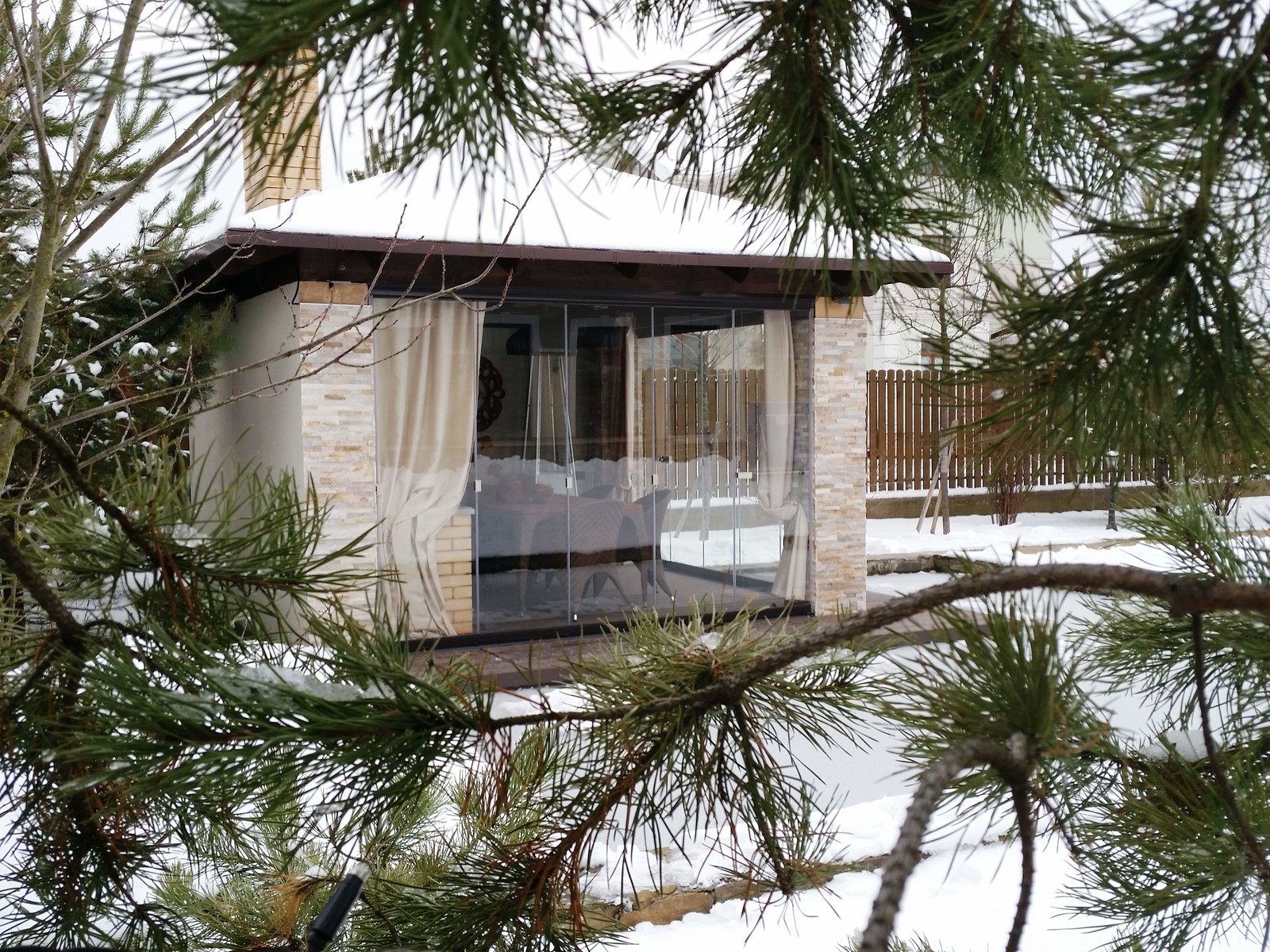 Обложка альбома: беседки