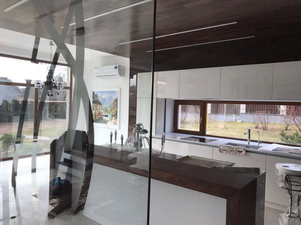 Черное и Белое