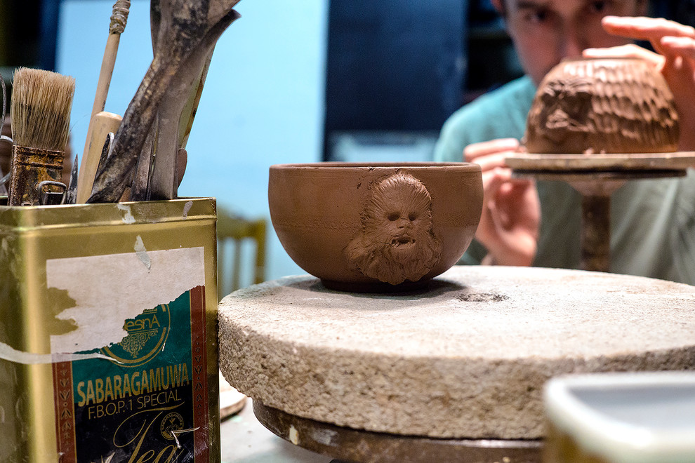 Портрет: Керамика KVN-studio, вдохновленная современной культурой