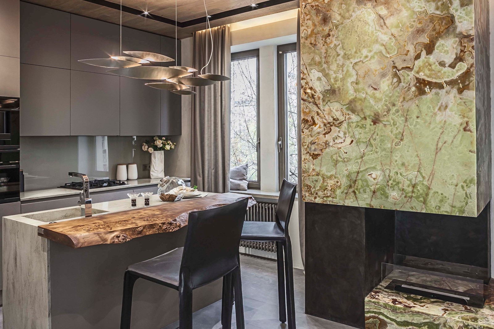 Houzz тур: Мужская берлога для актера Владимира Стеклова