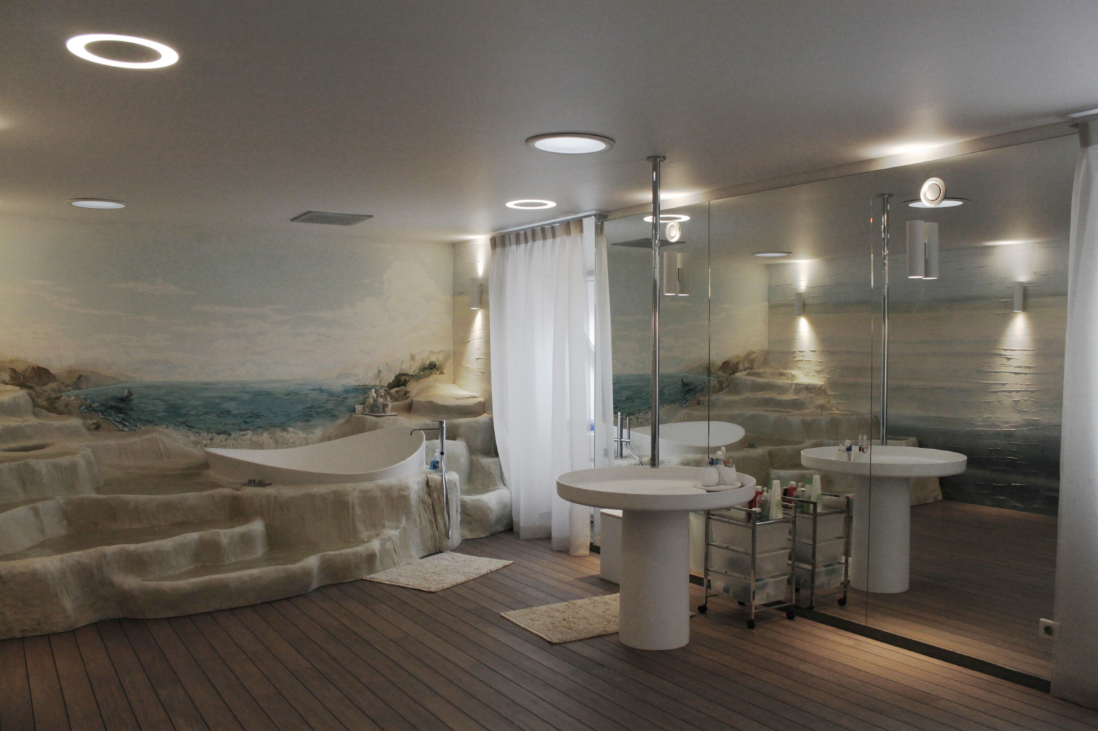 Реконструкция интерьера в загородном доме