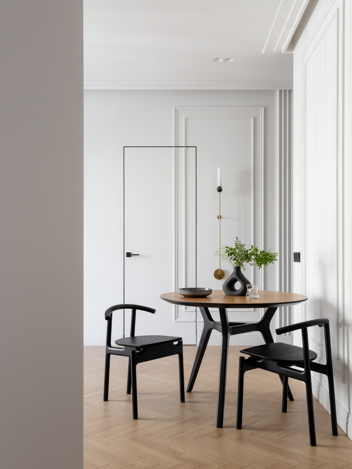 Графичный "Черно-белый" интерьер для студентки архитектурного ВУЗа