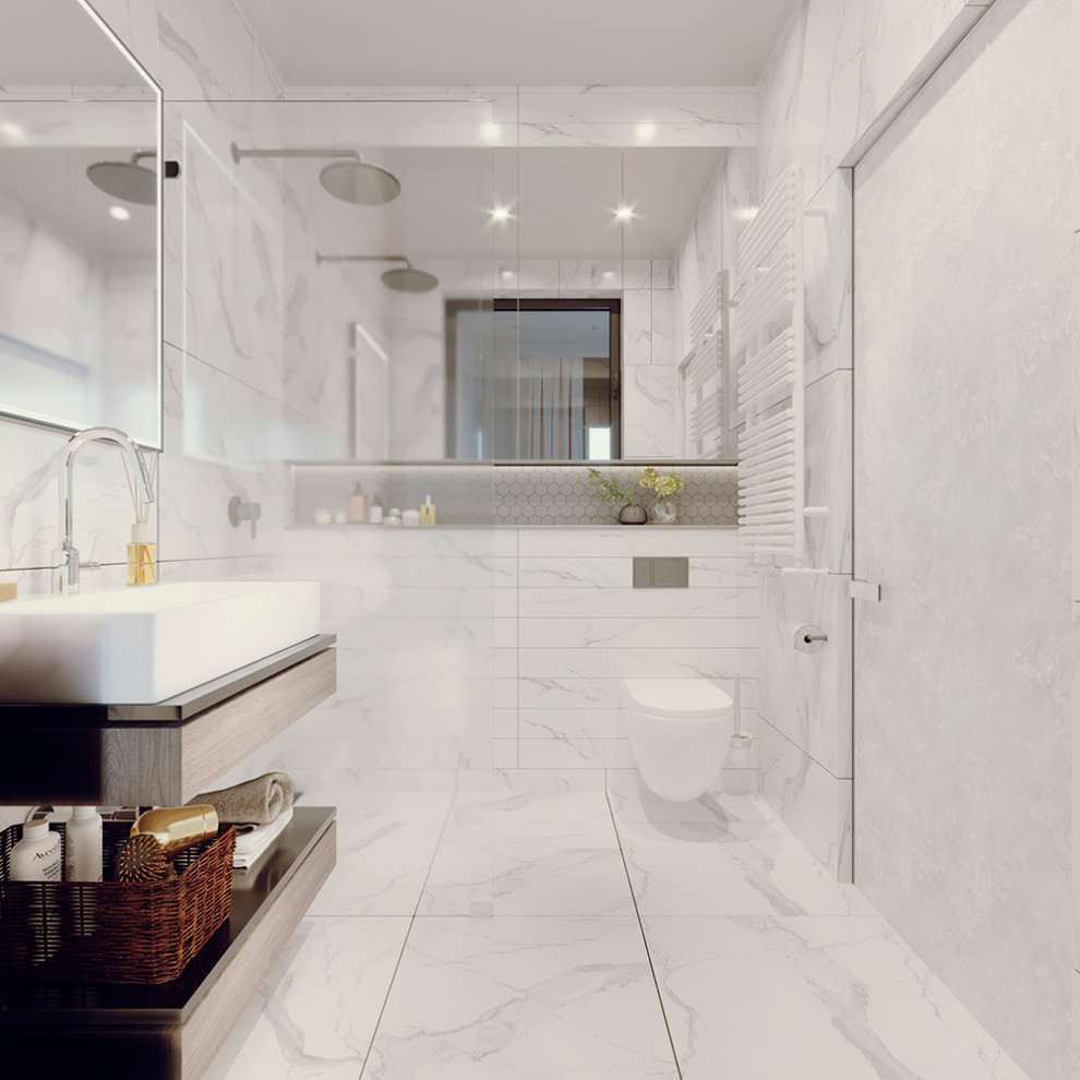 Душевая при спальне для молодой девушки