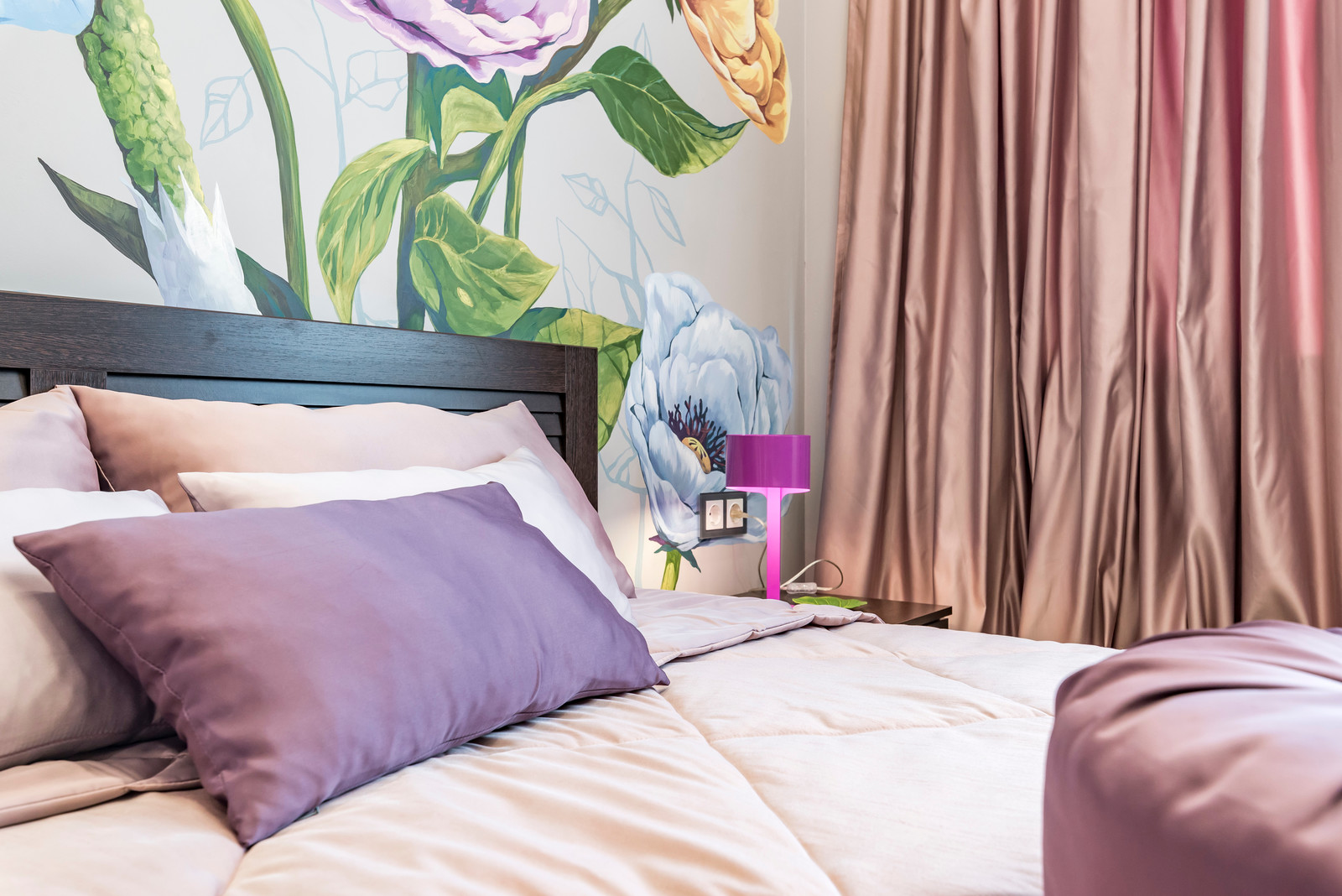 Школа ремонта на ТНТ" Цветы для кадетки"