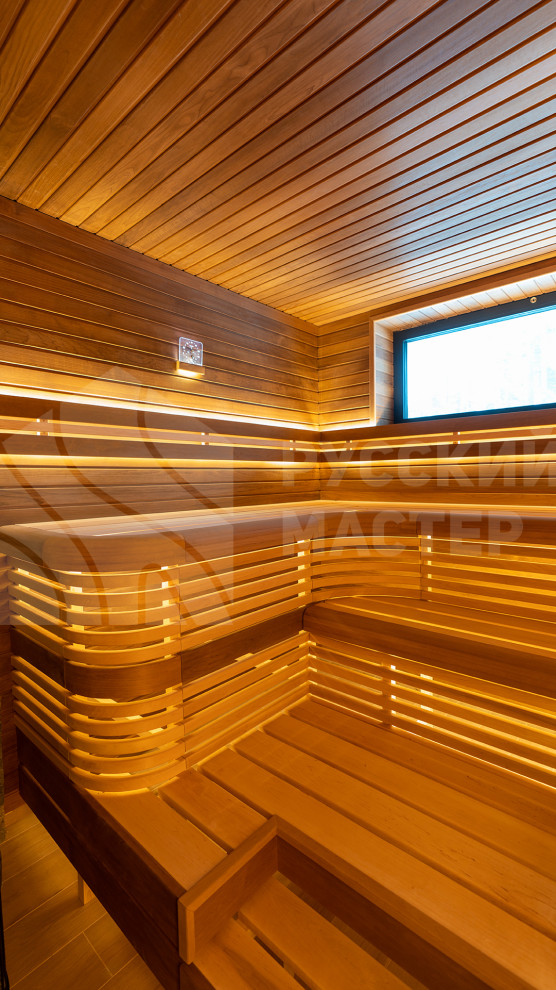 Баня по индивидуальному проекту: фигурные 3D-полки и отделка из термодревесины