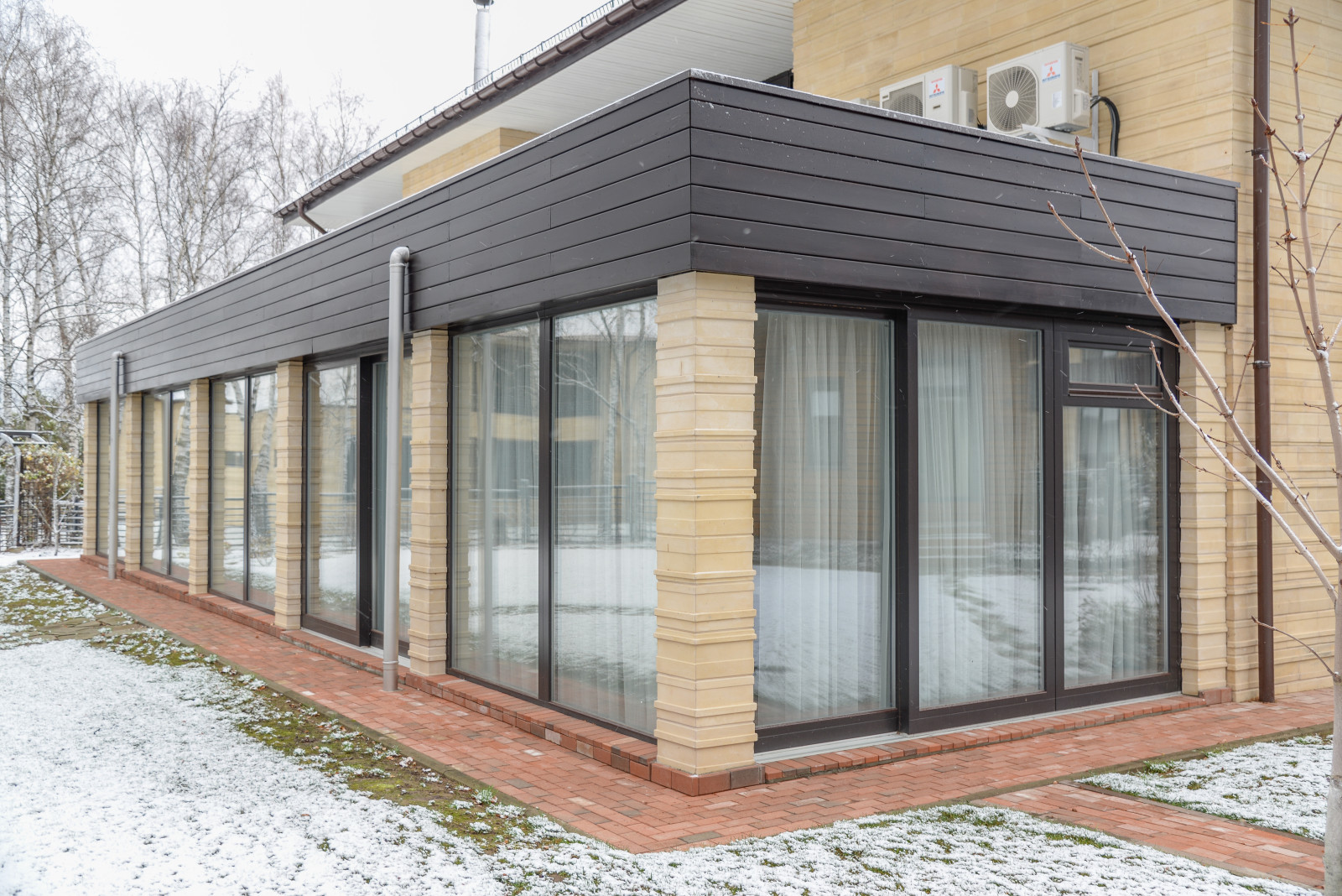 Остекление загородного дома